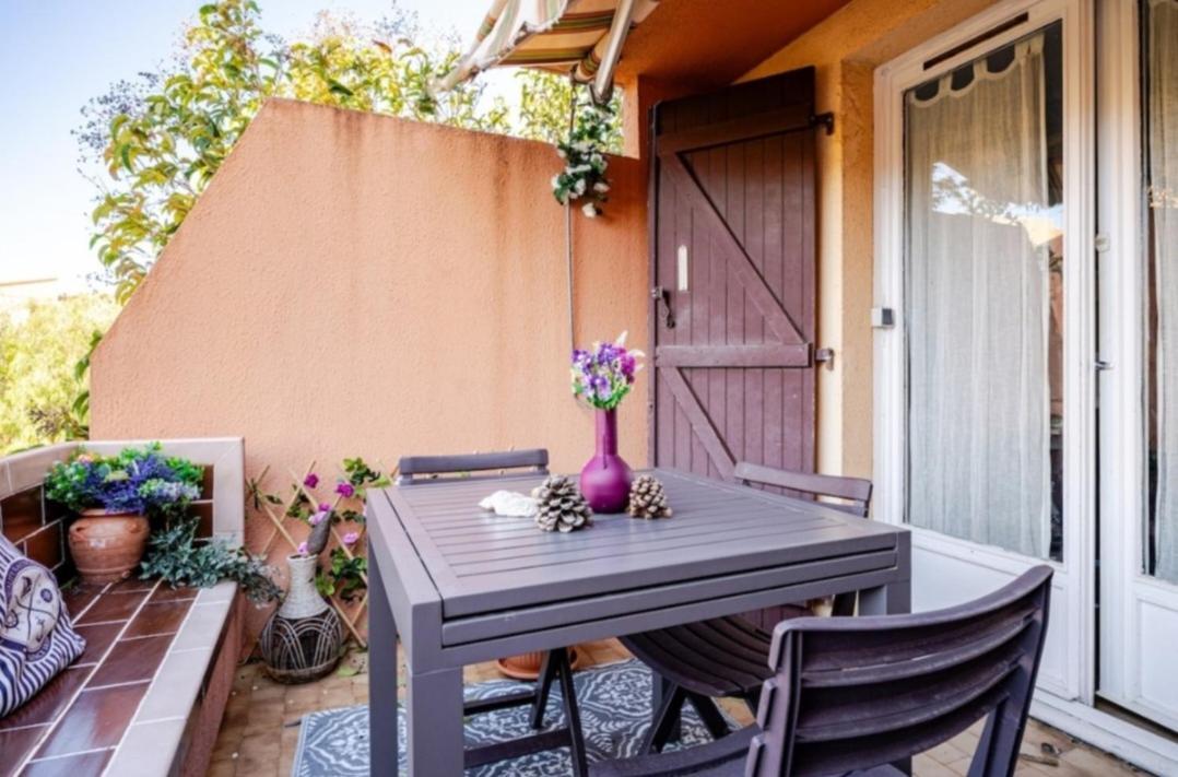 Appartement " Le Grand Bleu " A 3 Min De La Plage La Londe-les-Maures ภายนอก รูปภาพ