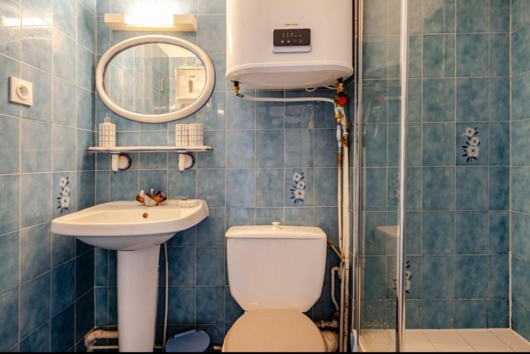 Appartement " Le Grand Bleu " A 3 Min De La Plage La Londe-les-Maures ภายนอก รูปภาพ